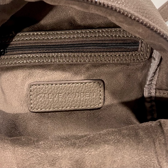 army green steve madden backpack - Picture 5 of 5